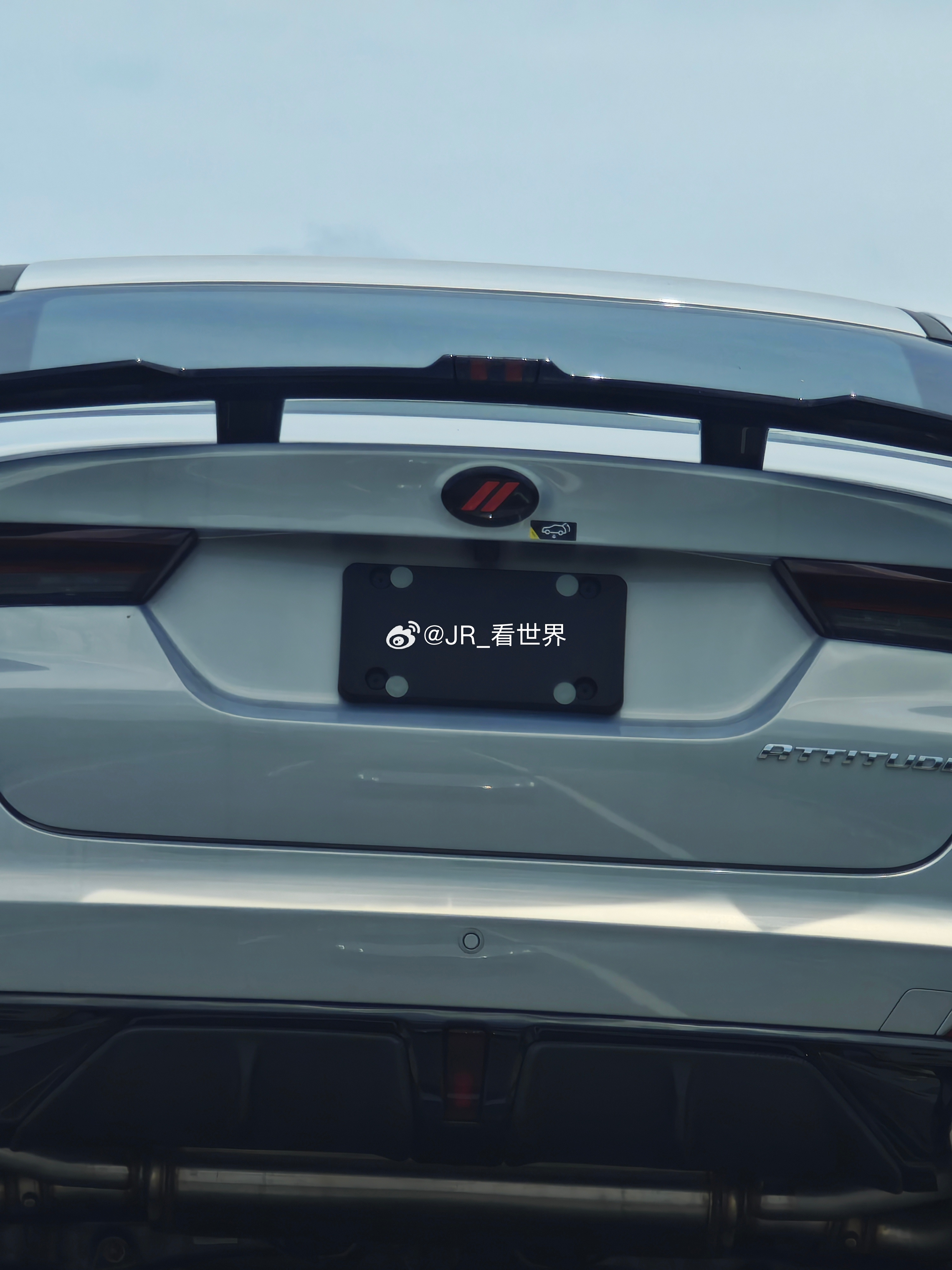这还是你熟悉的影豹么？太多人说“出必买”，但影豹的销量证明事实并不是这样，新的出