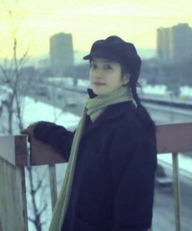冷空气里一张明亮温暖的脸 ​​​