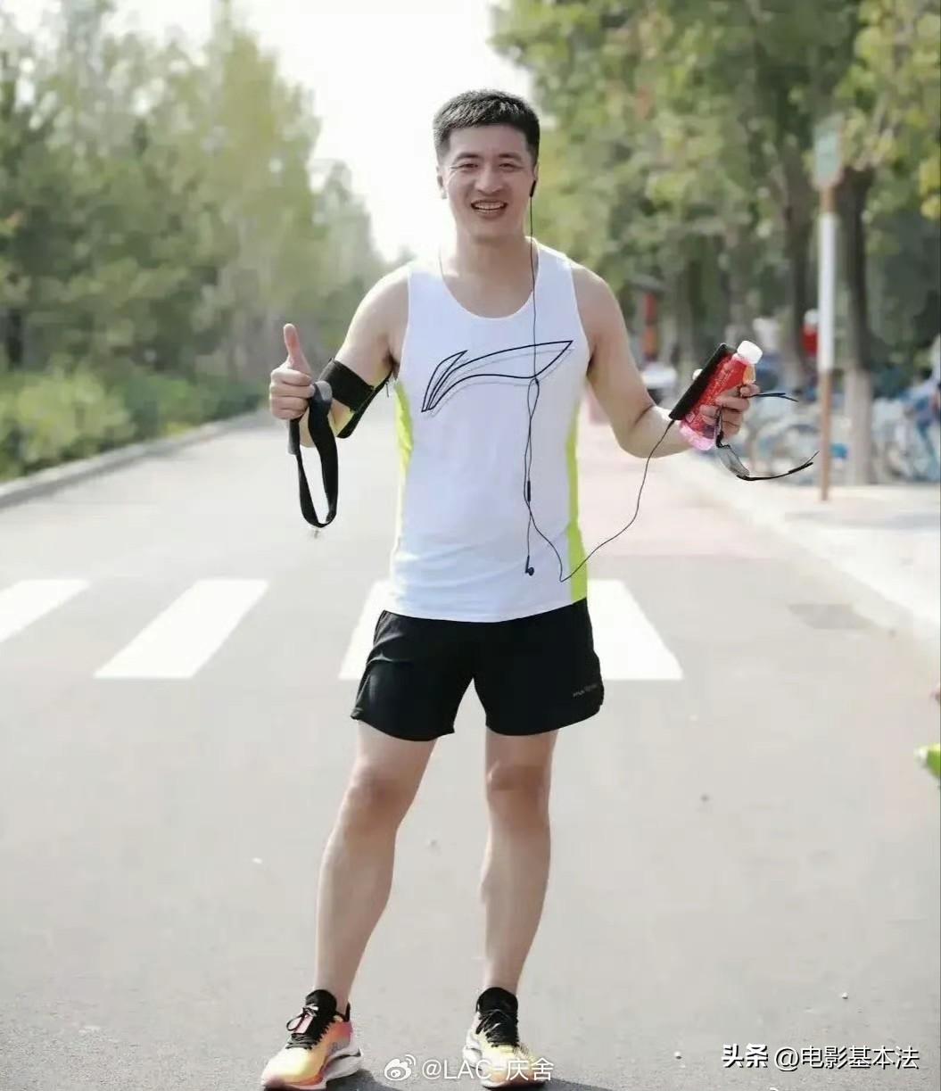 张雪峰太可惜了，如果是心脏骤停还有希望，但居然是心源性猝死。

心脏骤停只是突然