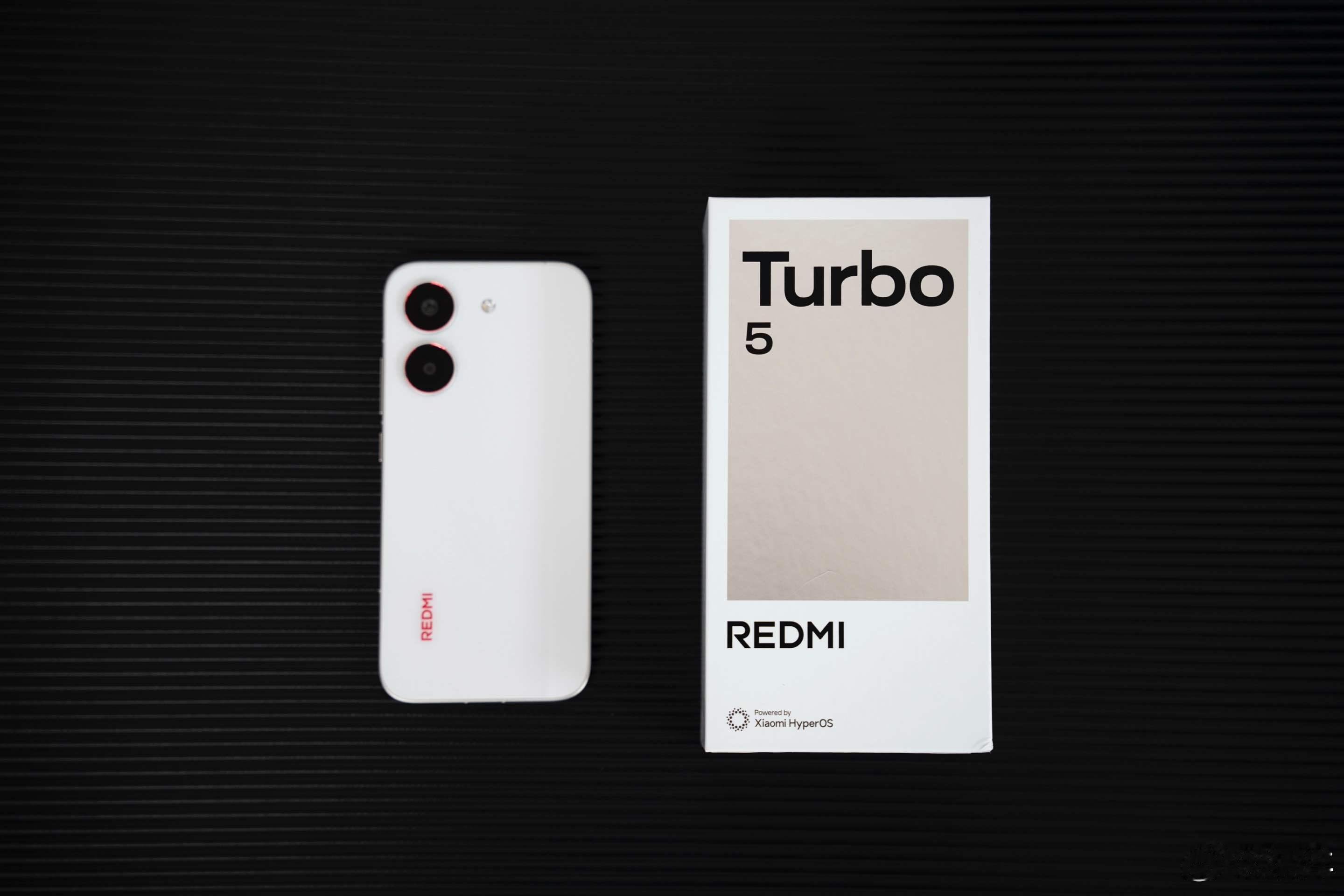 Turbo5 Max这次直接把2.5K档的体验拉满，全球首发天玑 9500s 满