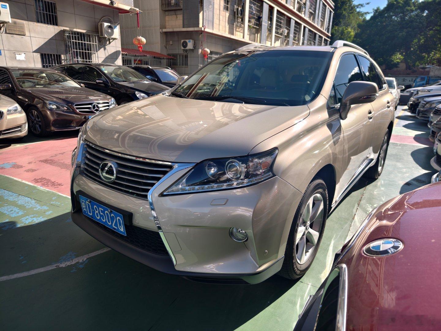 #于恒二手车库[超话]##厦门二手车##二手车# 小学同学家的14年RX270典