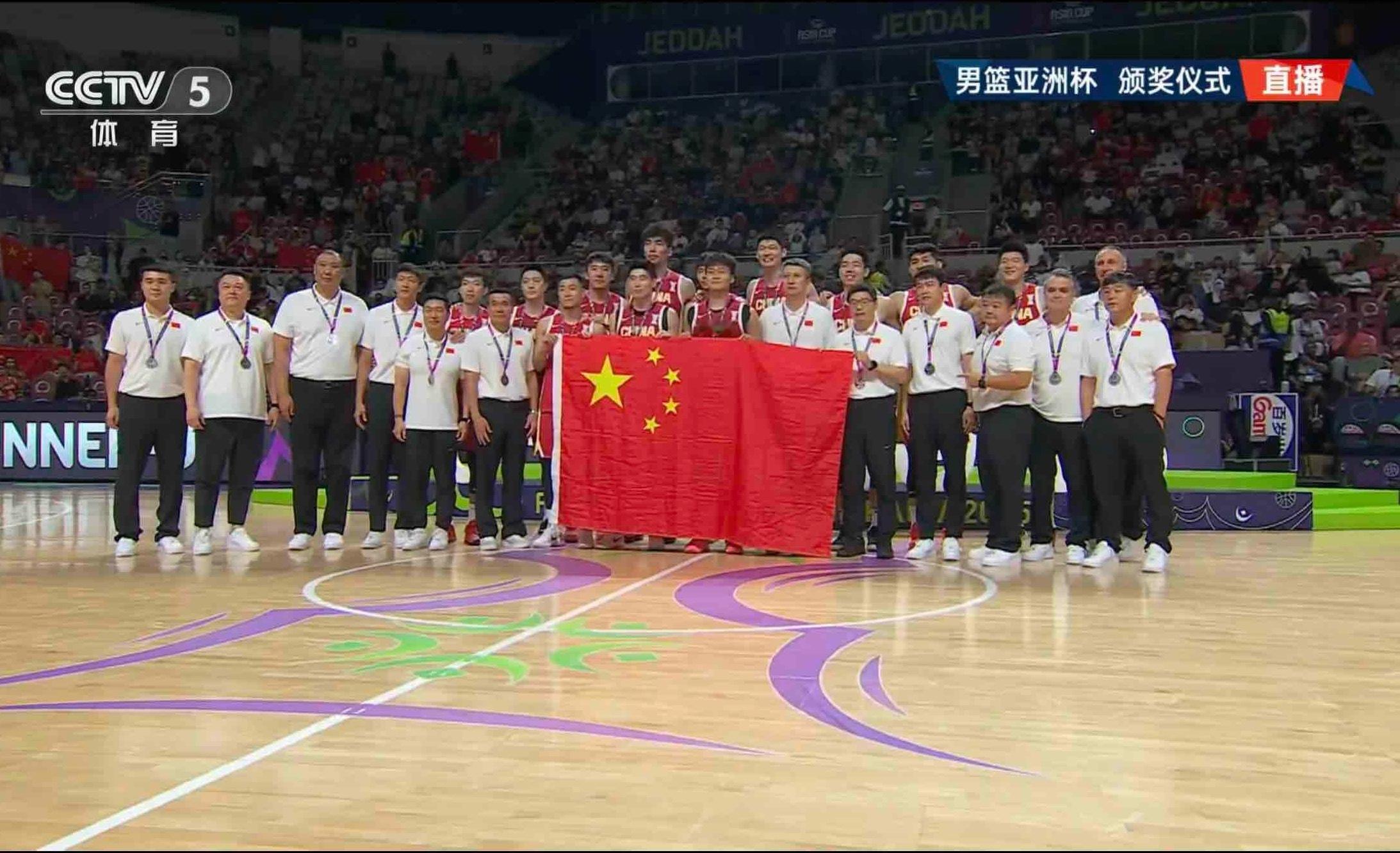 中国男篮亚军我们今天虽然遗憾，但不讲遗憾！中国男篮牛逼🇨🇳 ​​​