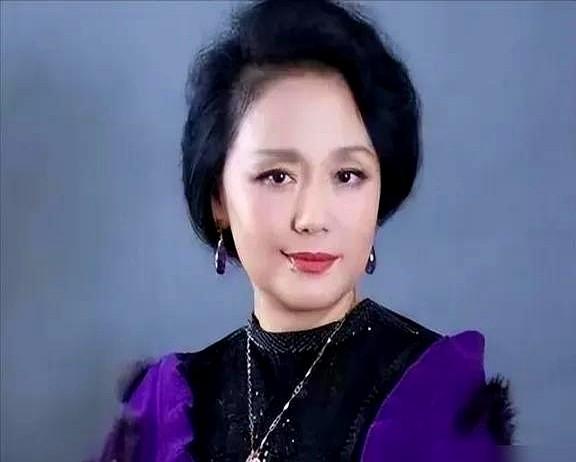 为演潘金莲离家6个月，廖学秋回家发现丈夫的做法，让她彻底心寒。

导演马绍惠偏要