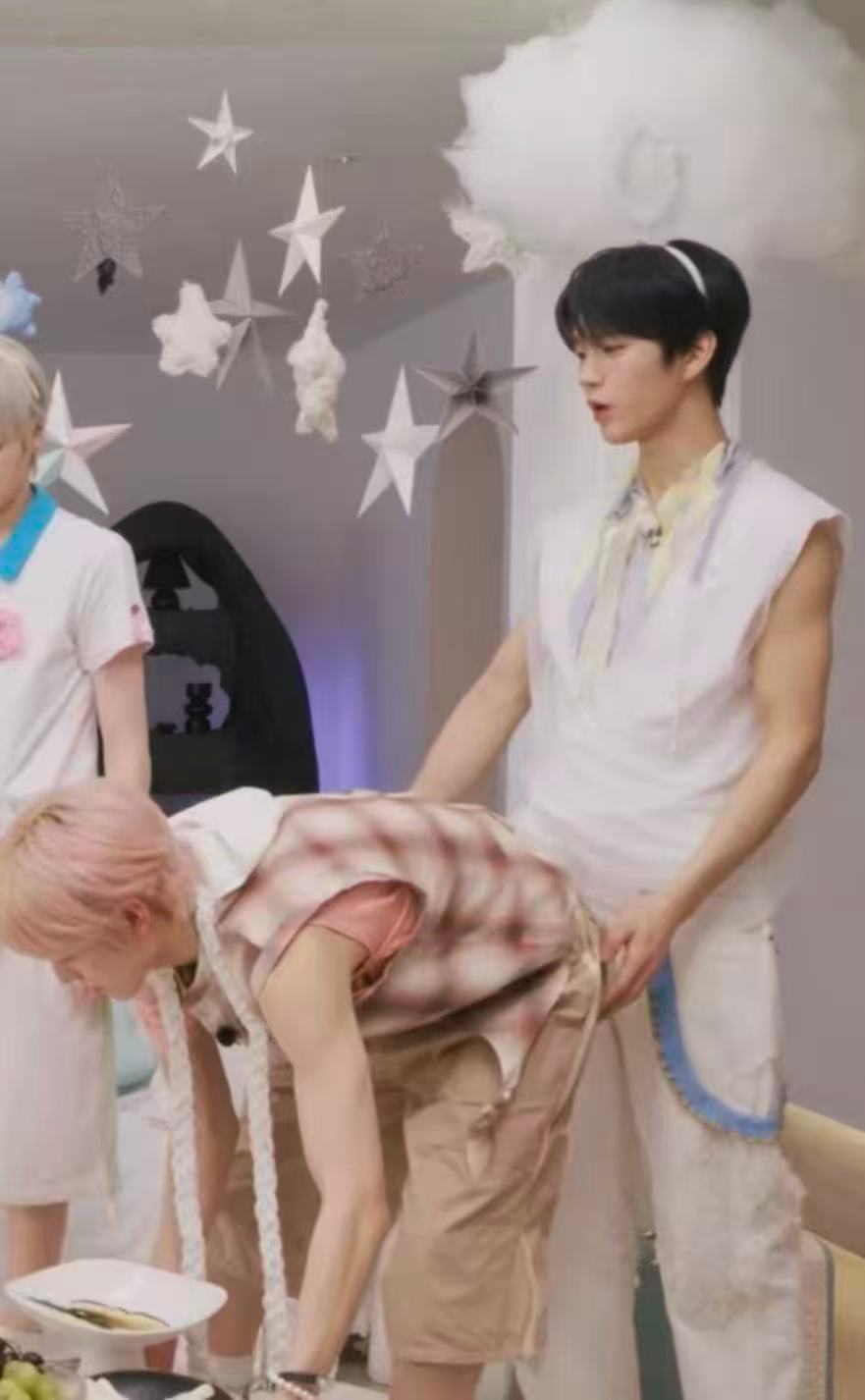 得能勇志和金栽禧好糟糕的姿势… 