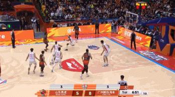 山东三外援太奇葩：珀塞尔鲍威尔乱抢打鸟，克里斯执迷隔扣徐昕闹笑话


广州队的威