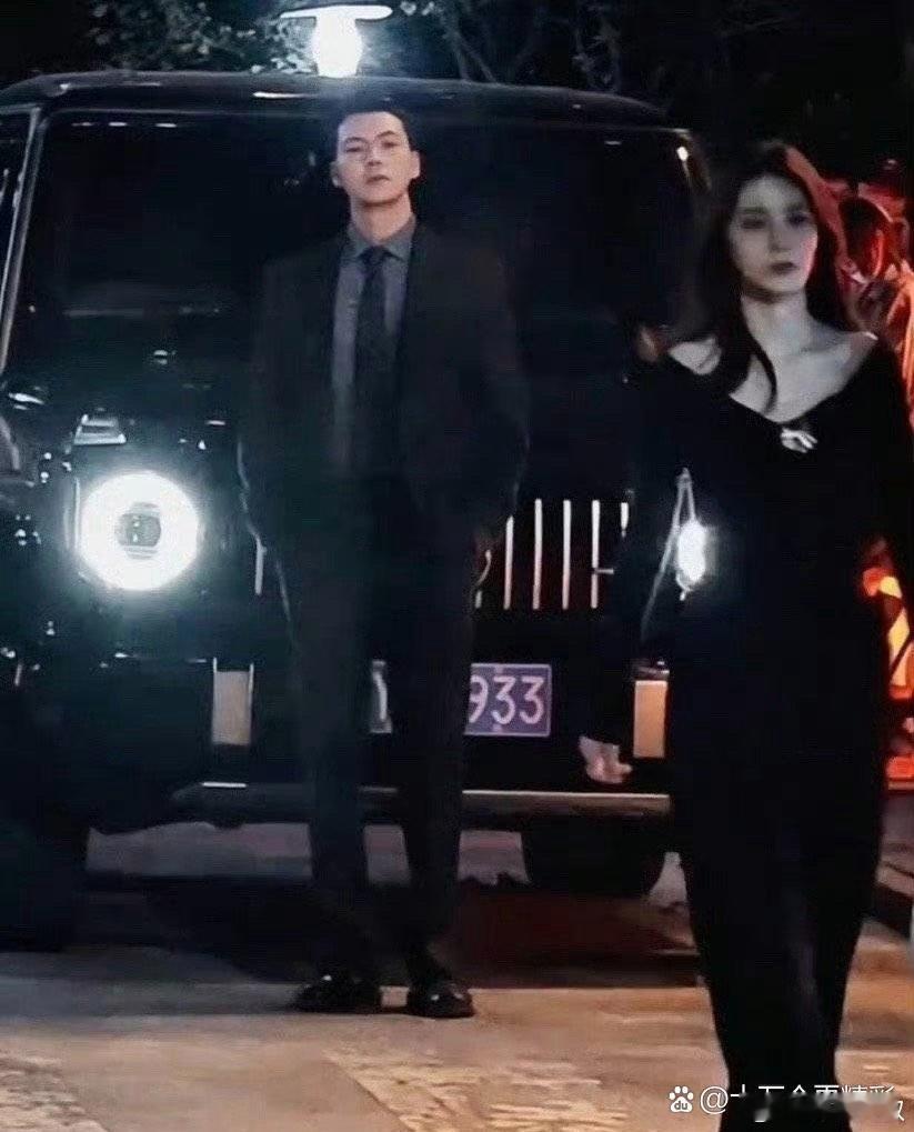 《许我耀眼》你别说啊！你还真别说！男主和女二他俩更有cp感！ ​​​