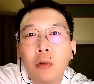 小白龙低调回ks感恩方丈、老葛帮扶。

          小白龙低调重返ks直