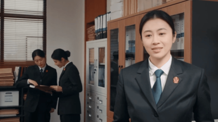 家事法庭网红抢孩子 真的气到无语！网红夫妇把孩子当流量工具，离婚互撕就算了，最后