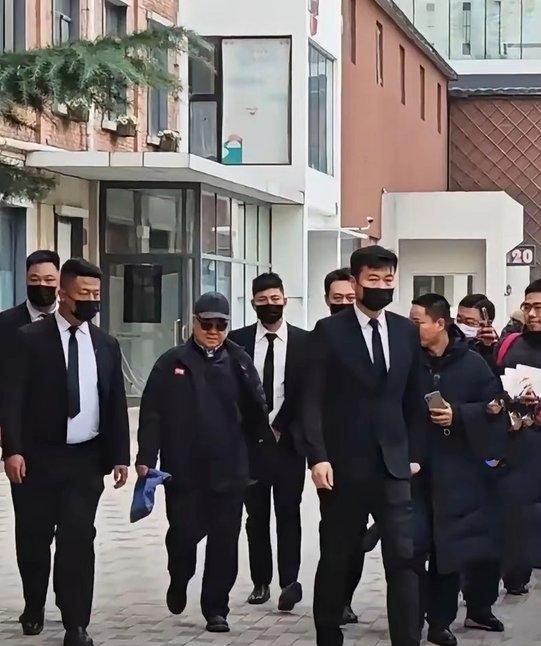 黑莫言的人都是什么人？莫言的有些作品本身就黑，莫言创作的观点本身就是为了黑，不存