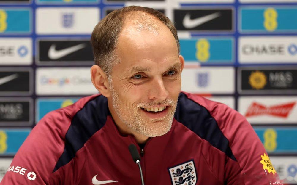 每日星报：图赫尔已成为曼联下一任正式主帅的头号热门人选。图赫尔能处于领跑位置，一