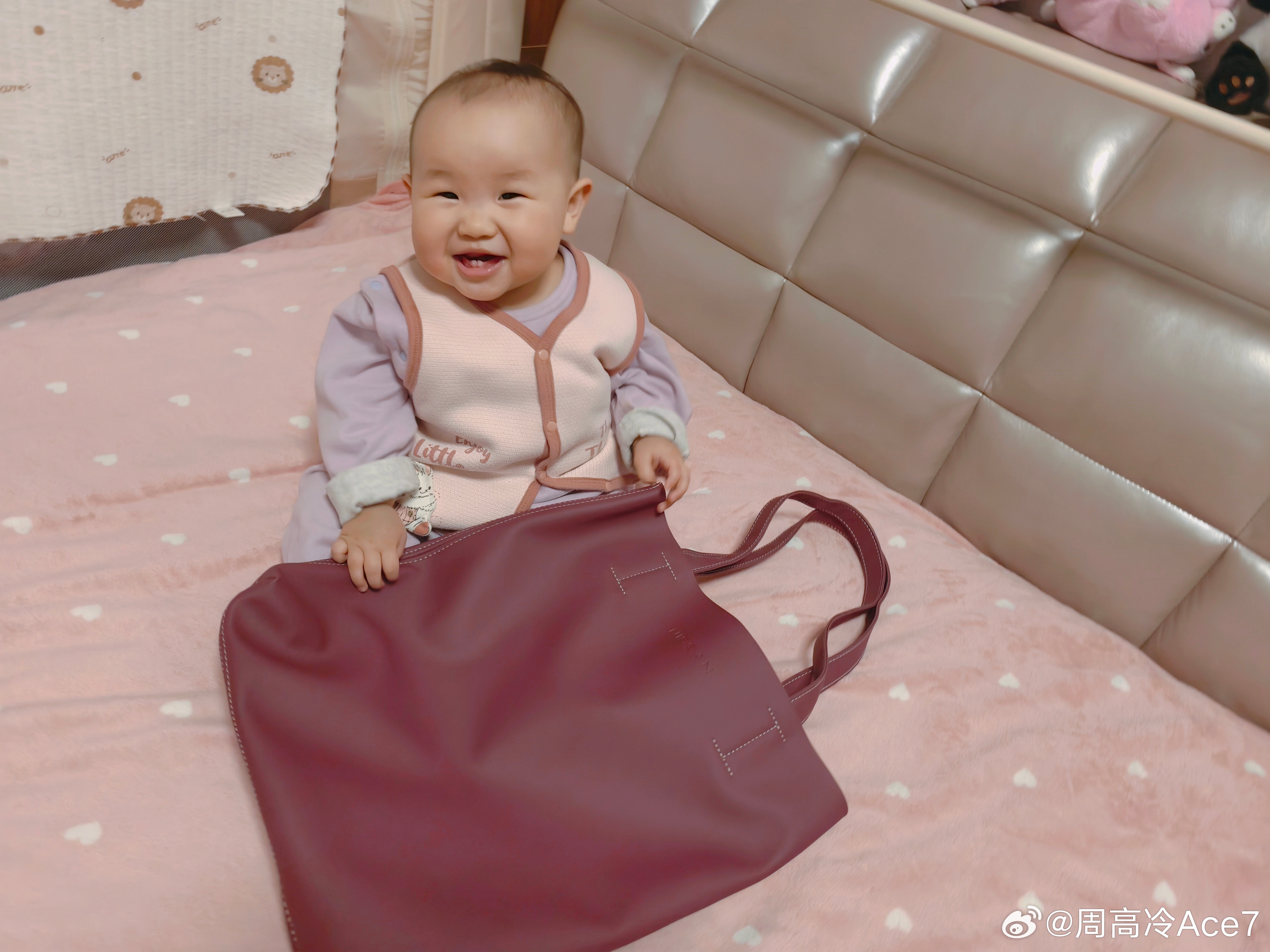 2026开年就有“大红大紫”，我家的“小模特”也营业啦！这次是东风日产的全新高定