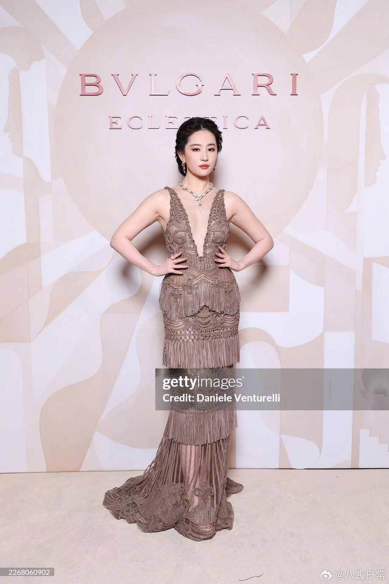 刘亦菲宝格丽活动外网生图刘亦菲流苏深V