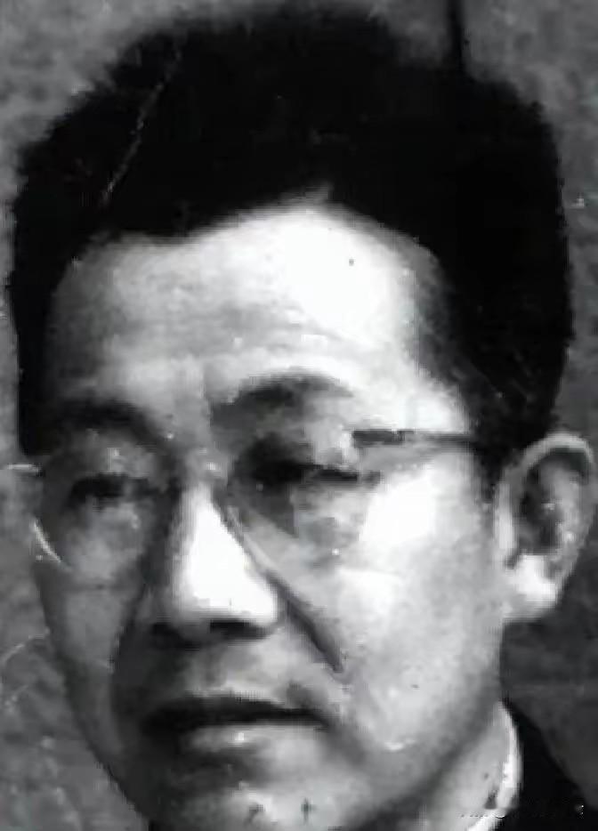1949年北平解放仅15天，上将赴会察觉路线不对，心知大势已去
 
1949年2