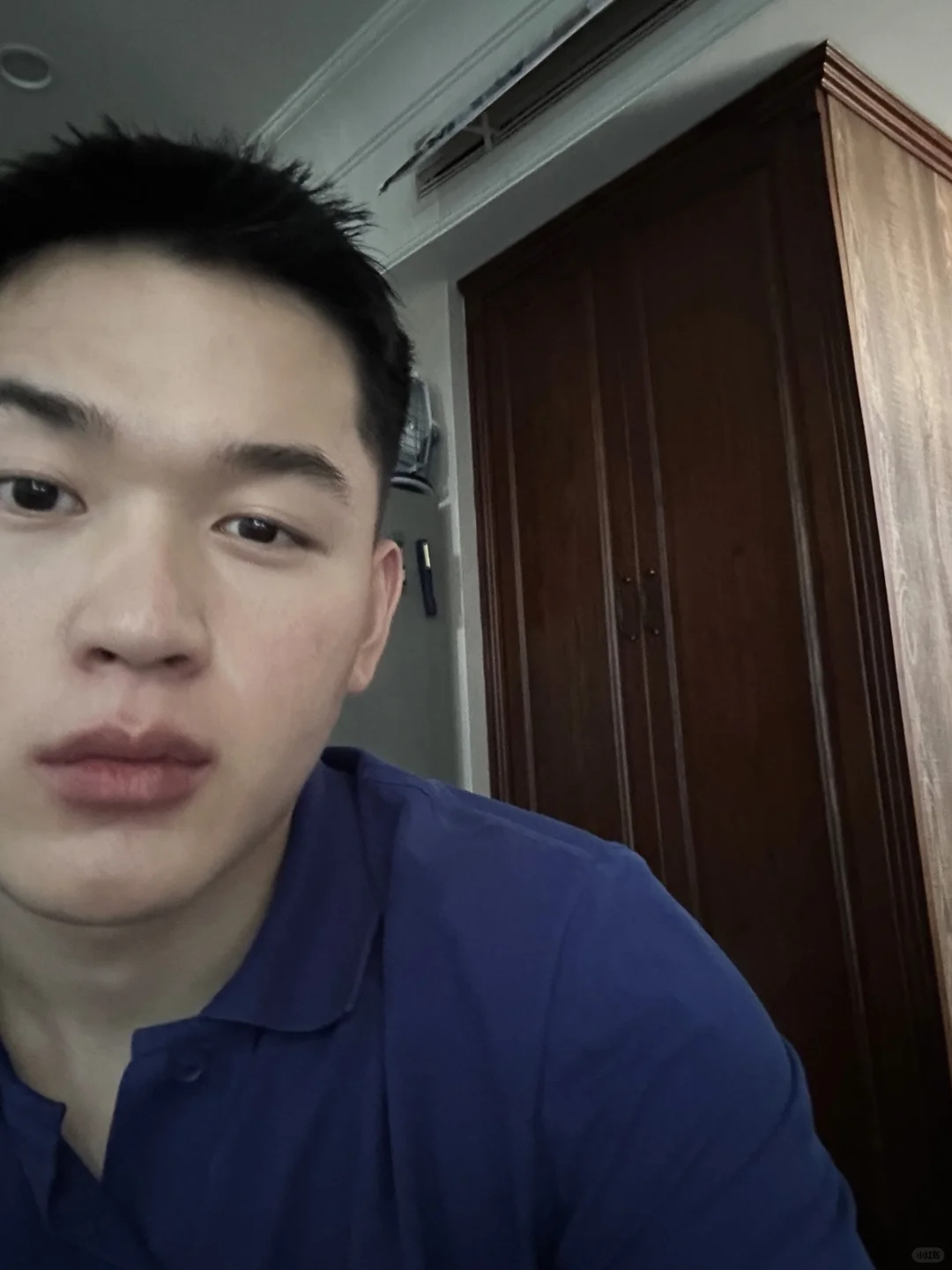别找那个男的了 行不行？