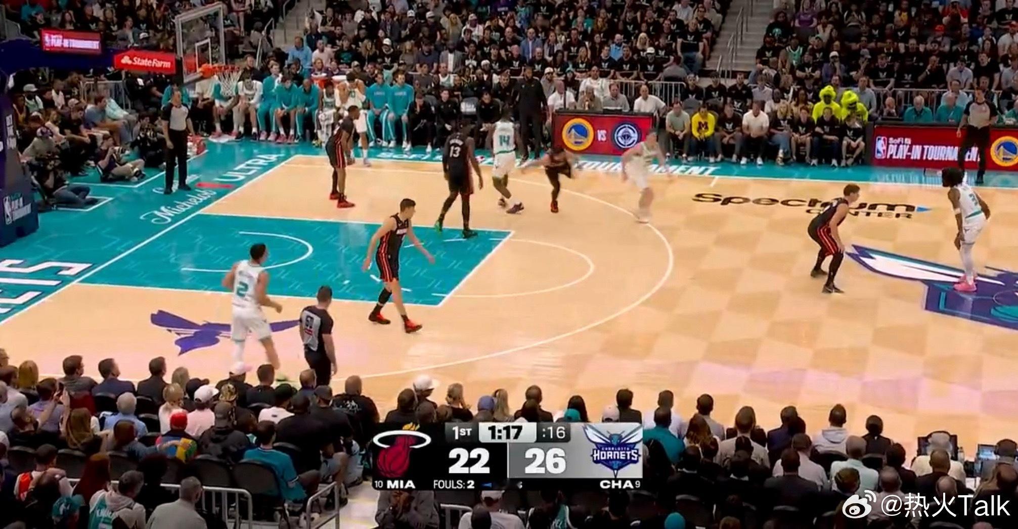 明显感觉热火球员场上的兴奋度不如黄蜂，当然这和主场有一定关系，但和球员自身也有关