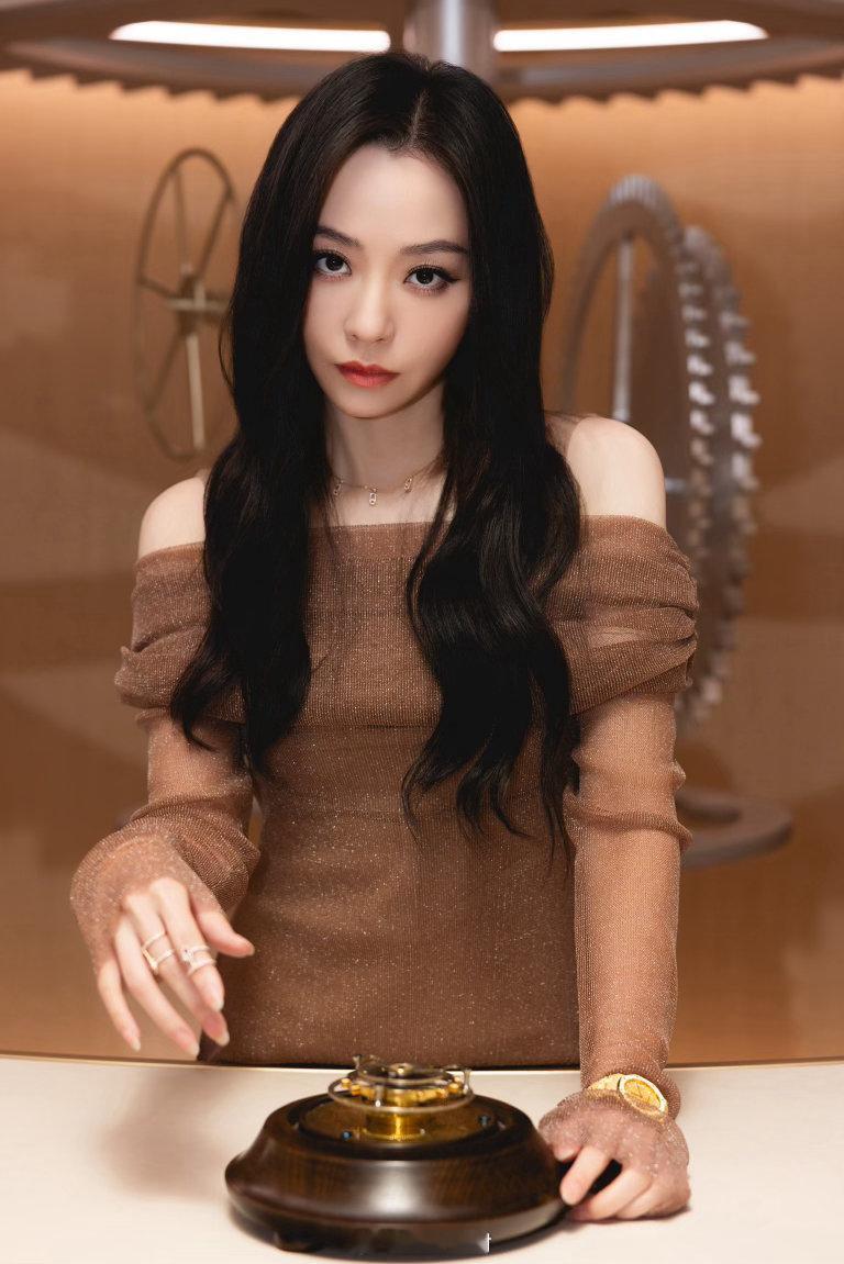 张靓颖🌹 