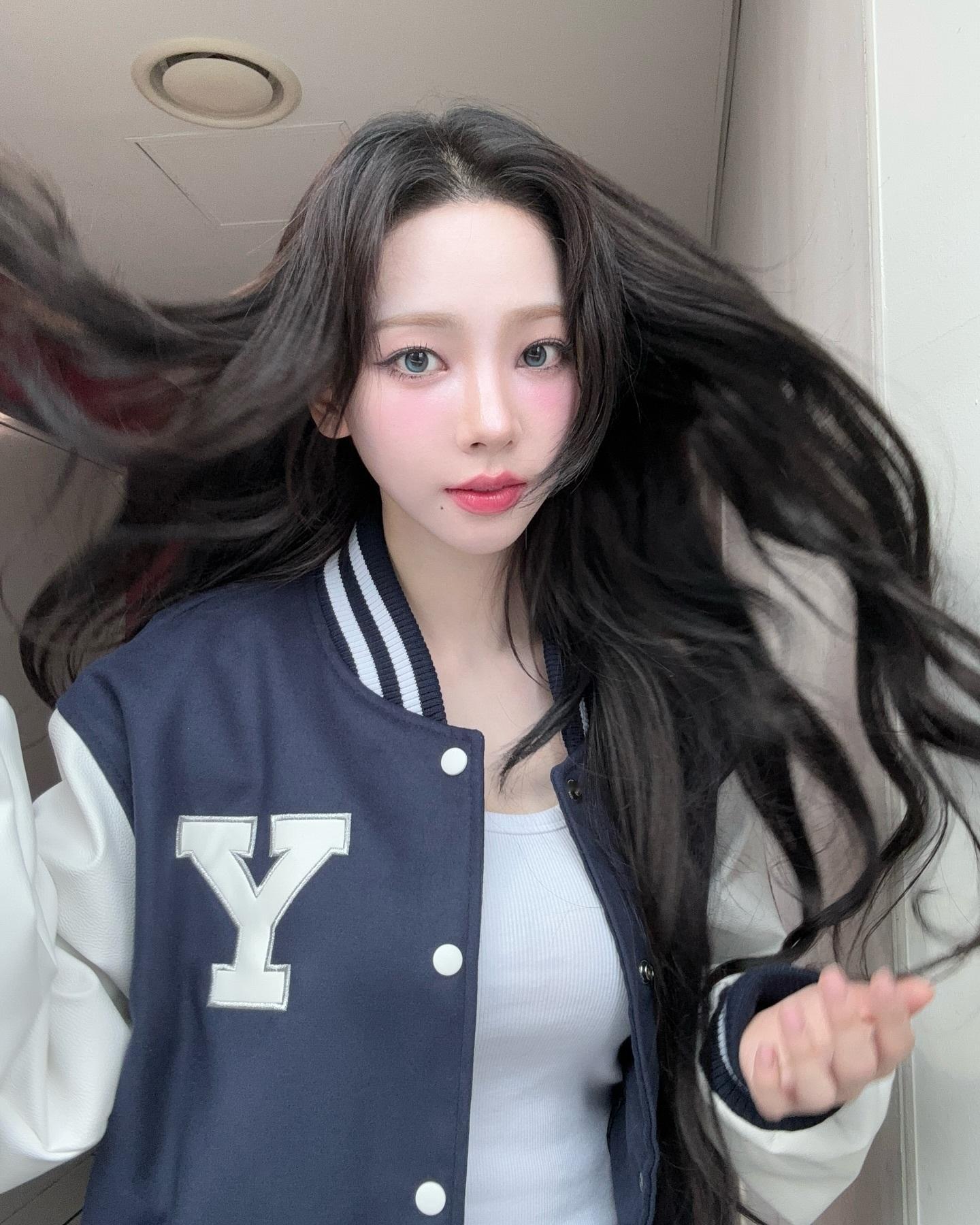 Karina ins更新🩵 ​​​