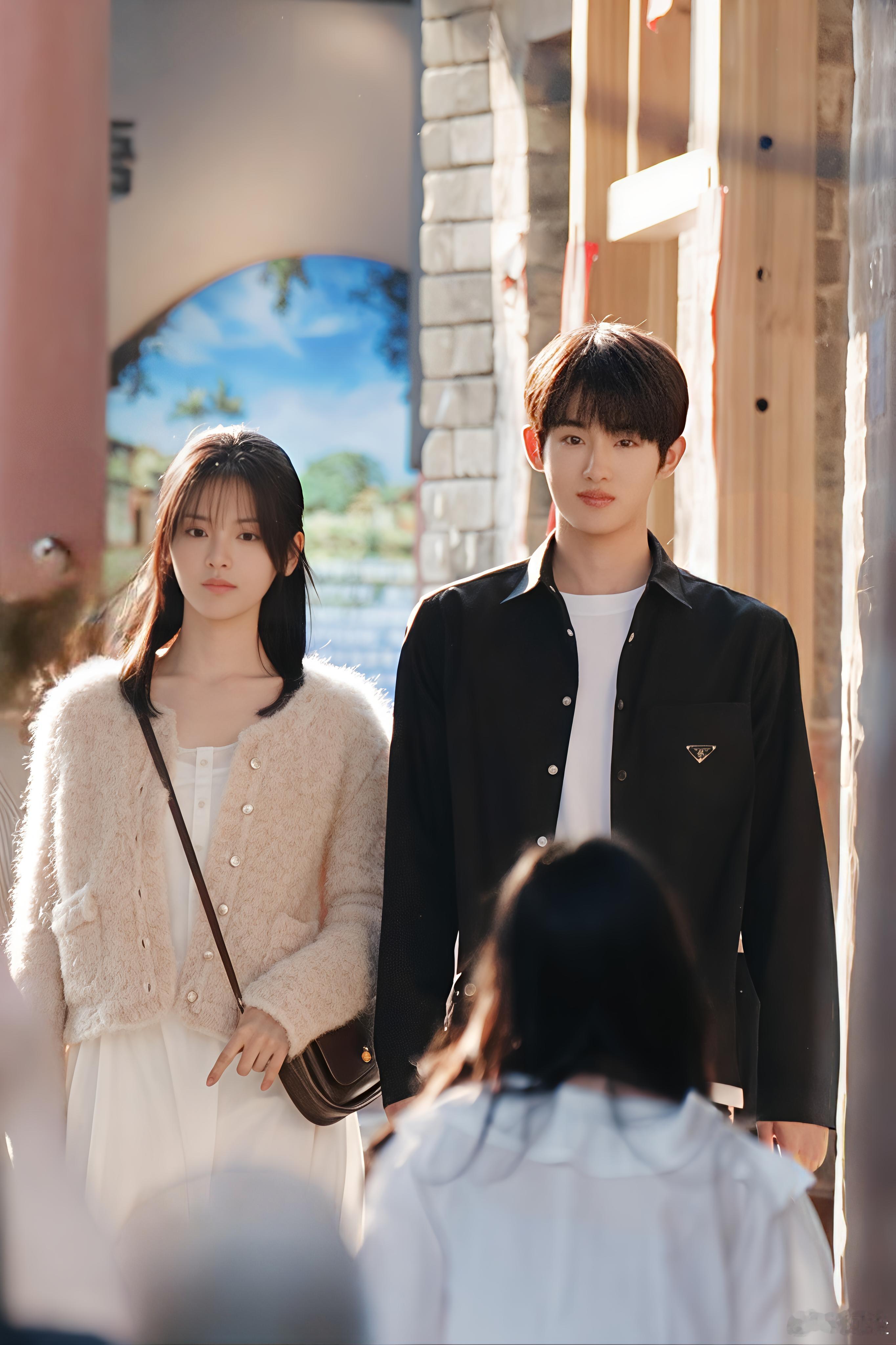 杨超越董思成一对萌萌人 青春里的心动被《太阳雨》演活了🥹，简单的对话、温柔的眼