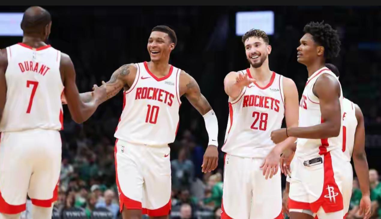 如果只看数据的话，申京今天15次出手，只得到了16分，这数据放在一个内线身上实在