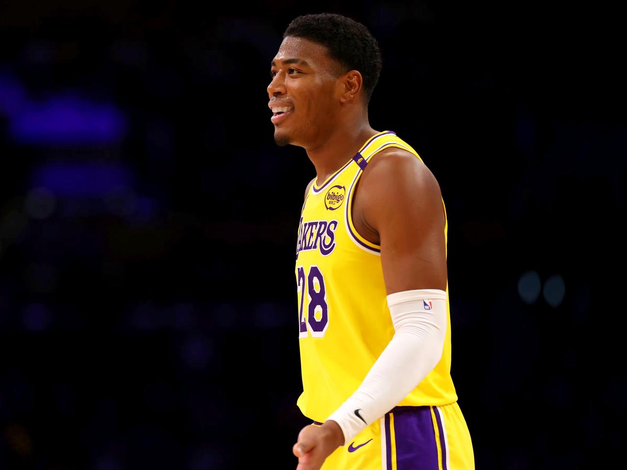 八村塁28分钟砍0分，就这还想当亚洲第一锋线？

NBA圣诞大战，湖人队对阵火箭