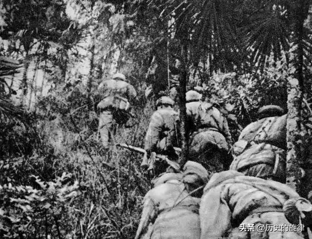 1949湘西血案：易鹏飞被俘，土匪用“五树分尸”酷刑，手段残忍到令人发指
 
1