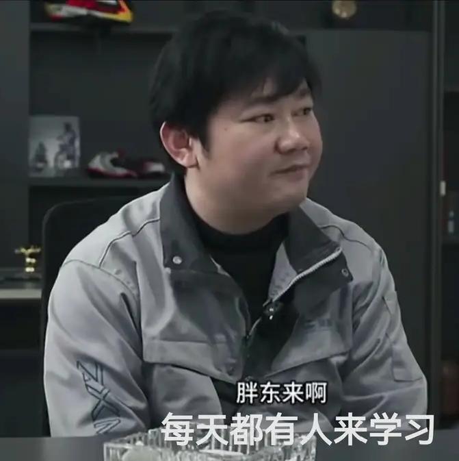 没想到张雪真的有到胖东来学习过！
张雪夺冠后说学胖东来第一件事是"分钱"，这句话