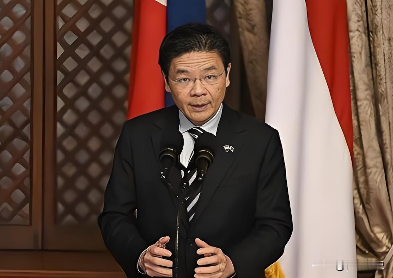 这两天，看到中国如此严厉制裁日本，当初还替日本讲话的新加坡总理黄循财可谓是瑟瑟发