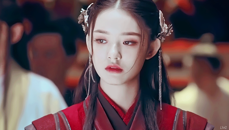 以下是她们的第一部古装剧霞:21岁演新丽男频剧女主，搭三石（把星女郎放进来凑凑）
