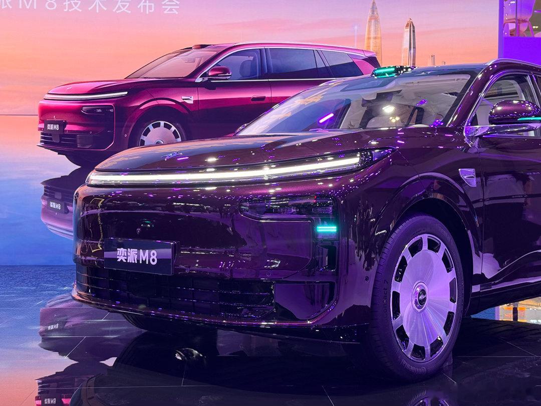 2026粤港澳大湾区车展 东风奕派M8，又一个华派家用大六座SUV，值得细品亮点