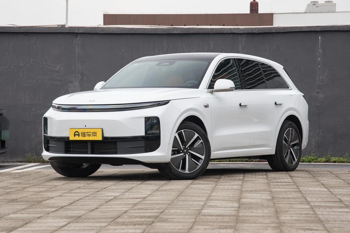 最近“理想L系列降3-4万”的传言刷屏，但实际不是官方统一下调，而是在售2025