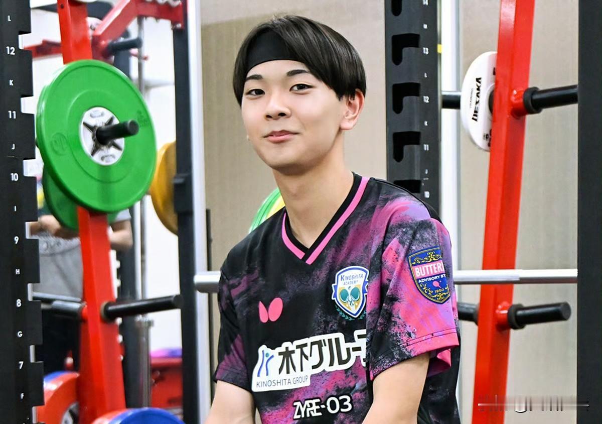 【桌球王国】封面与专访堂堂登场，肩负日本男乒未来的川上流星展现过人的“胜负胆识”