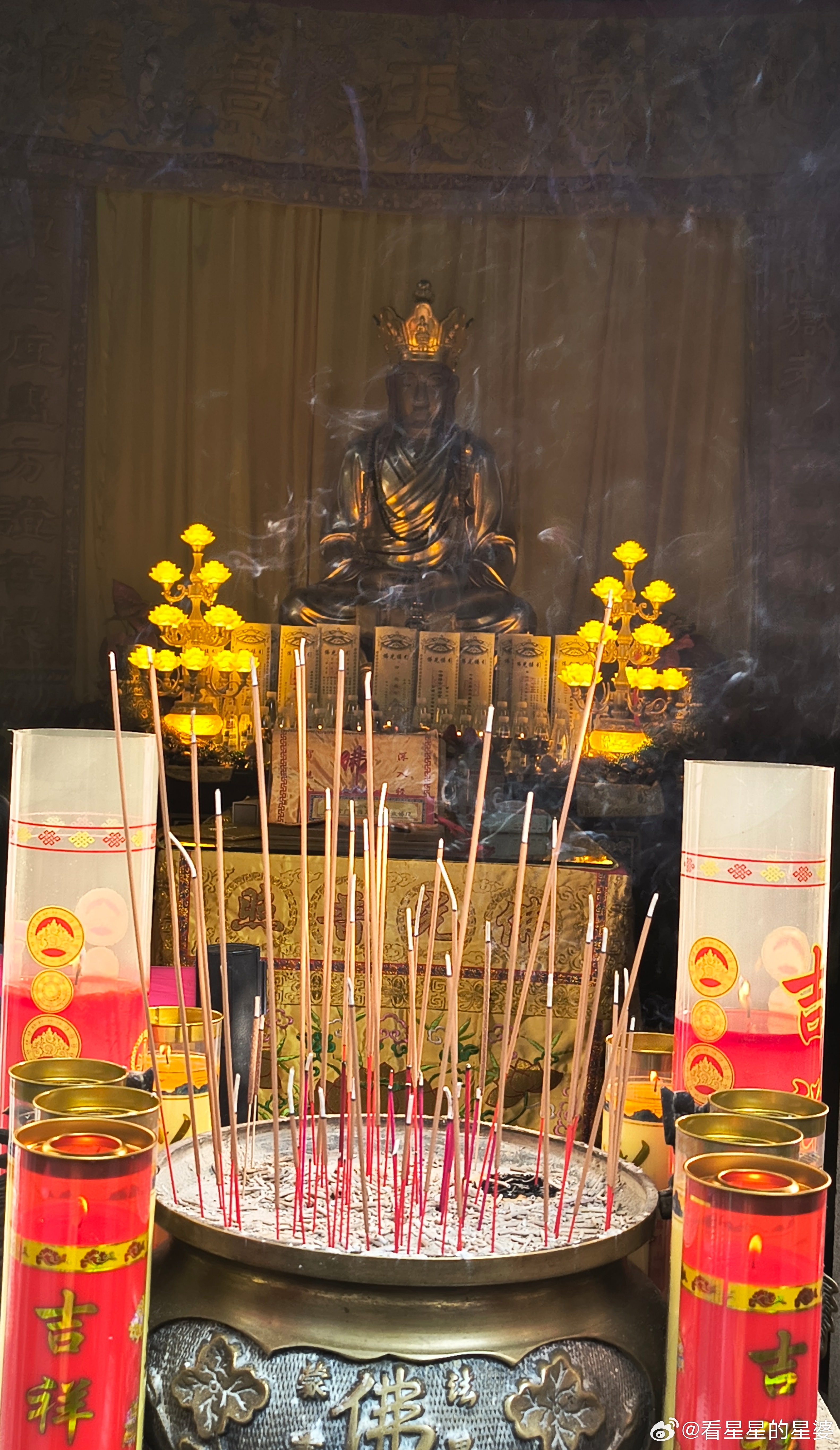 七月廿九｜恭迎地藏王菩萨圣诞🙏 一缕清香，一念心安🌿安忍如大地，接纳世间所有