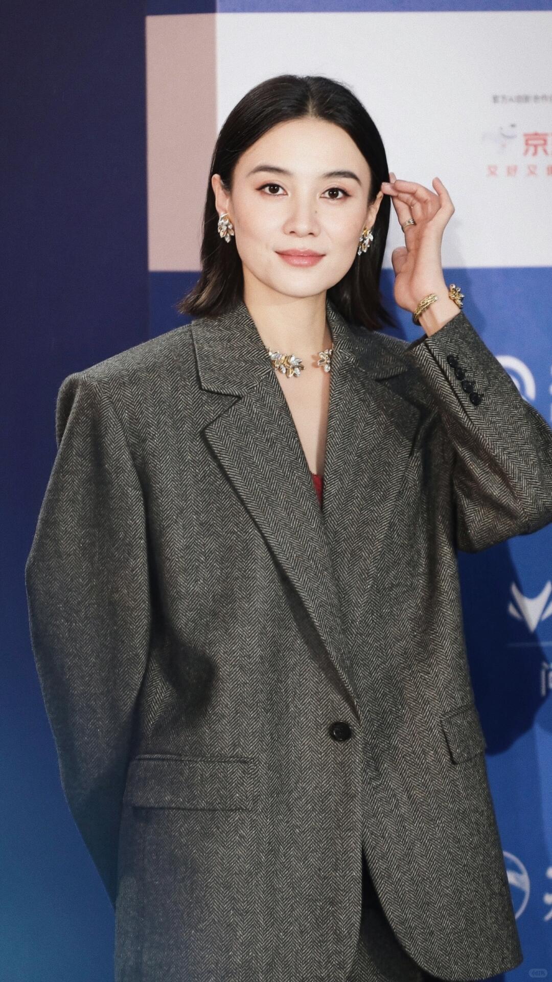 基本情况
 
- 时间：2026年4月18日
- 地点：国家话剧院《青蛇》重排排