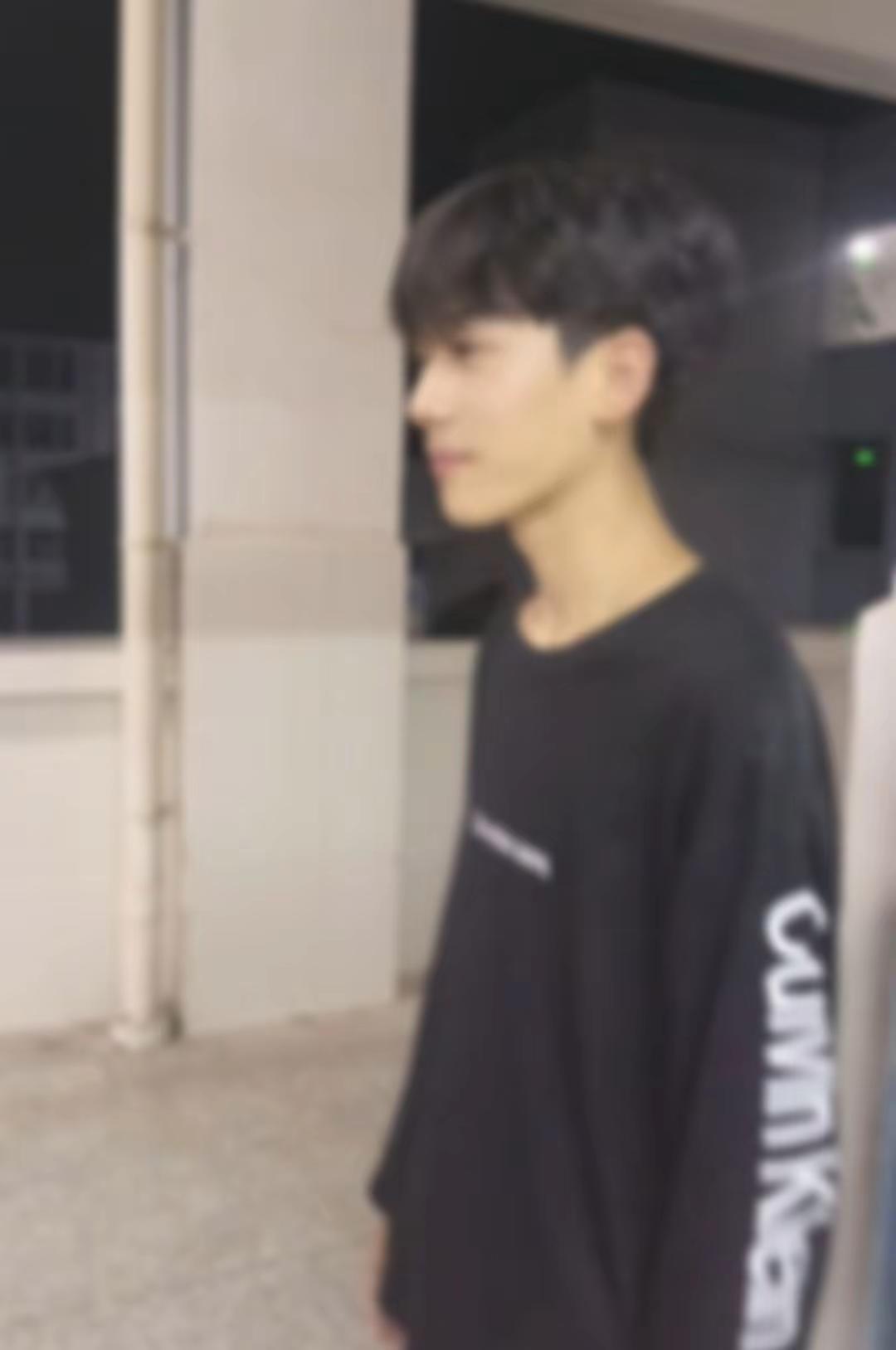 我会找到逆转时空的公式，然后回到你身边