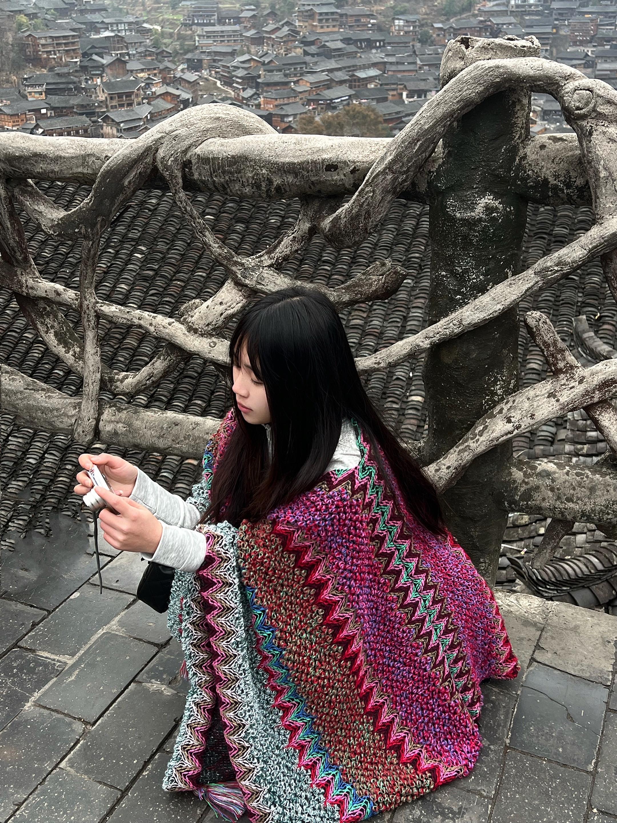 情绪价值 〞你会这么多，你好厉害啊" 精神价值 〞你会这么多，应该吃了很多苦吧〞