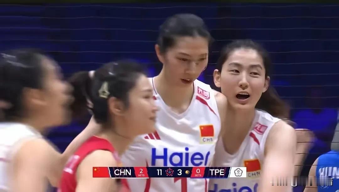 今天傍晚中国女排进入亚锦赛残酷的淘汰赛，对阵越南女排，可以说是中国女排的一场小考