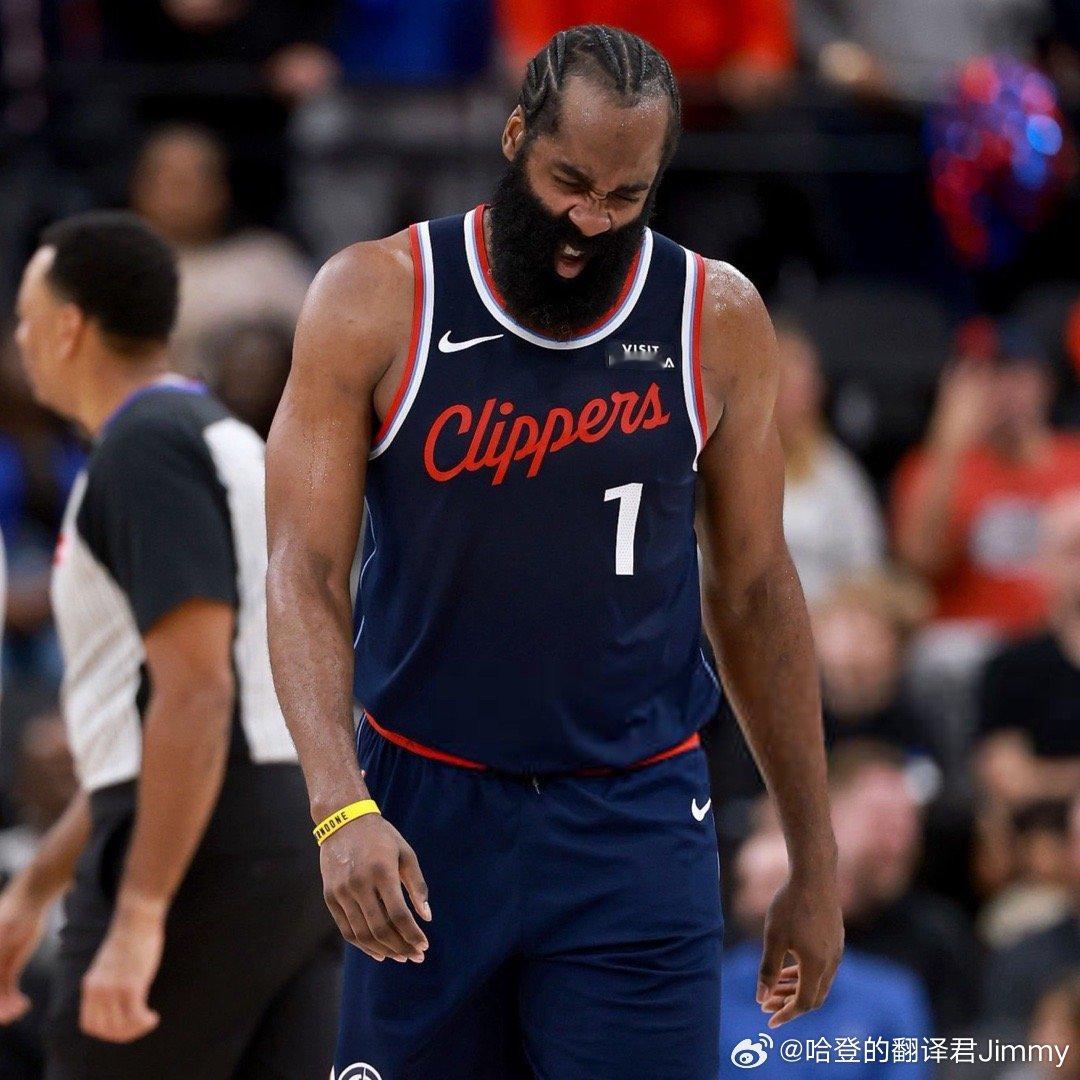 船记：自上赛季至今，哈登出场时间已达3290分钟，全联盟第三。 