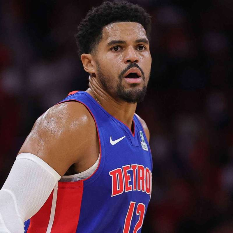 拖把哈里斯说，活塞在今年遭遇4连败的之后增加了更多的转移球，因为他们看了很多14