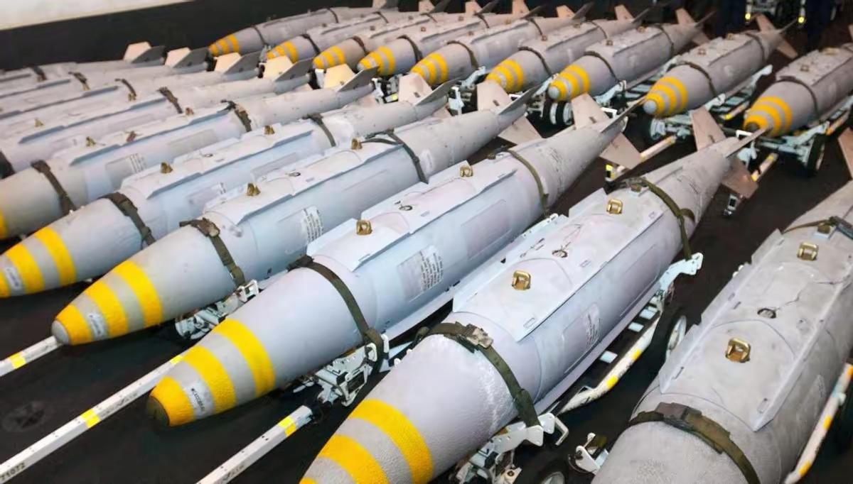 日本武力介入台海的可能性不容小觑，起码有80%。从地缘上看，台湾海峡对日本太重要