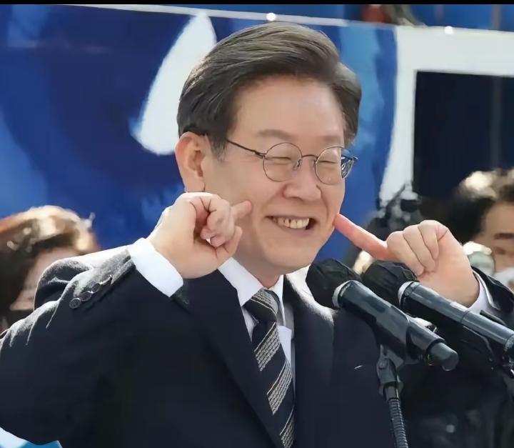 韩国共同民主党获得大胜！当地时间 6 月 3 号报道，韩国总统李在明所在的执政党