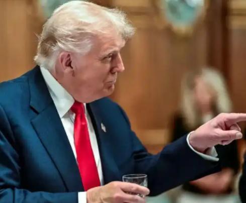 敢不敢拦？载有委内瑞拉原油的中国油轮已经开出，美国还敢不敢拦截？特朗普宣布委内瑞