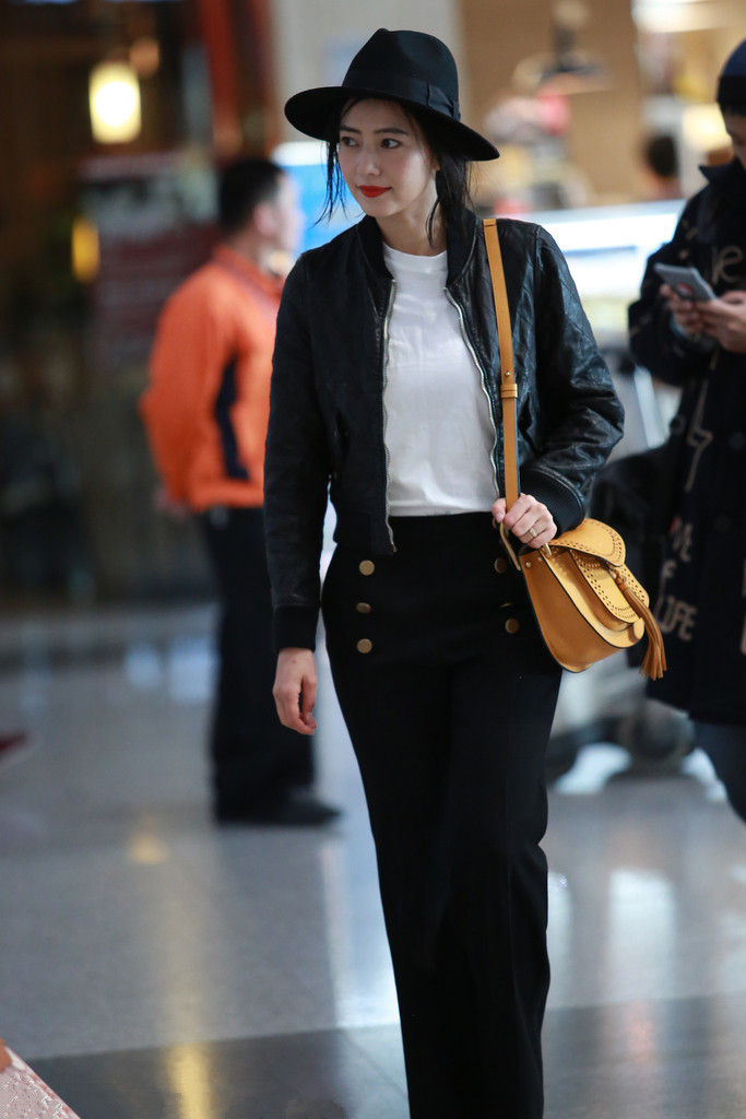 吃素食也会“喝油”？看着清清爽爽的素菜，居然是隐藏的“吸油大户”，吃一口等于喝半