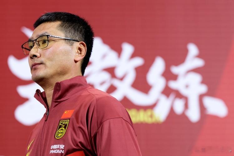 0-5巴勒斯坦！沪媒：中国足球又添新耻辱，国足必须换血重建重庆国际足球邀请赛国足