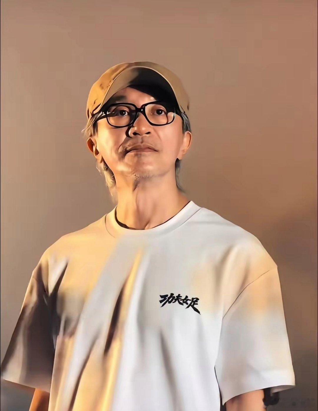 周星驰看似赢麻了，实则让人心寒！《功夫女足》票房破16亿，讨论度颇高，但圈内大规