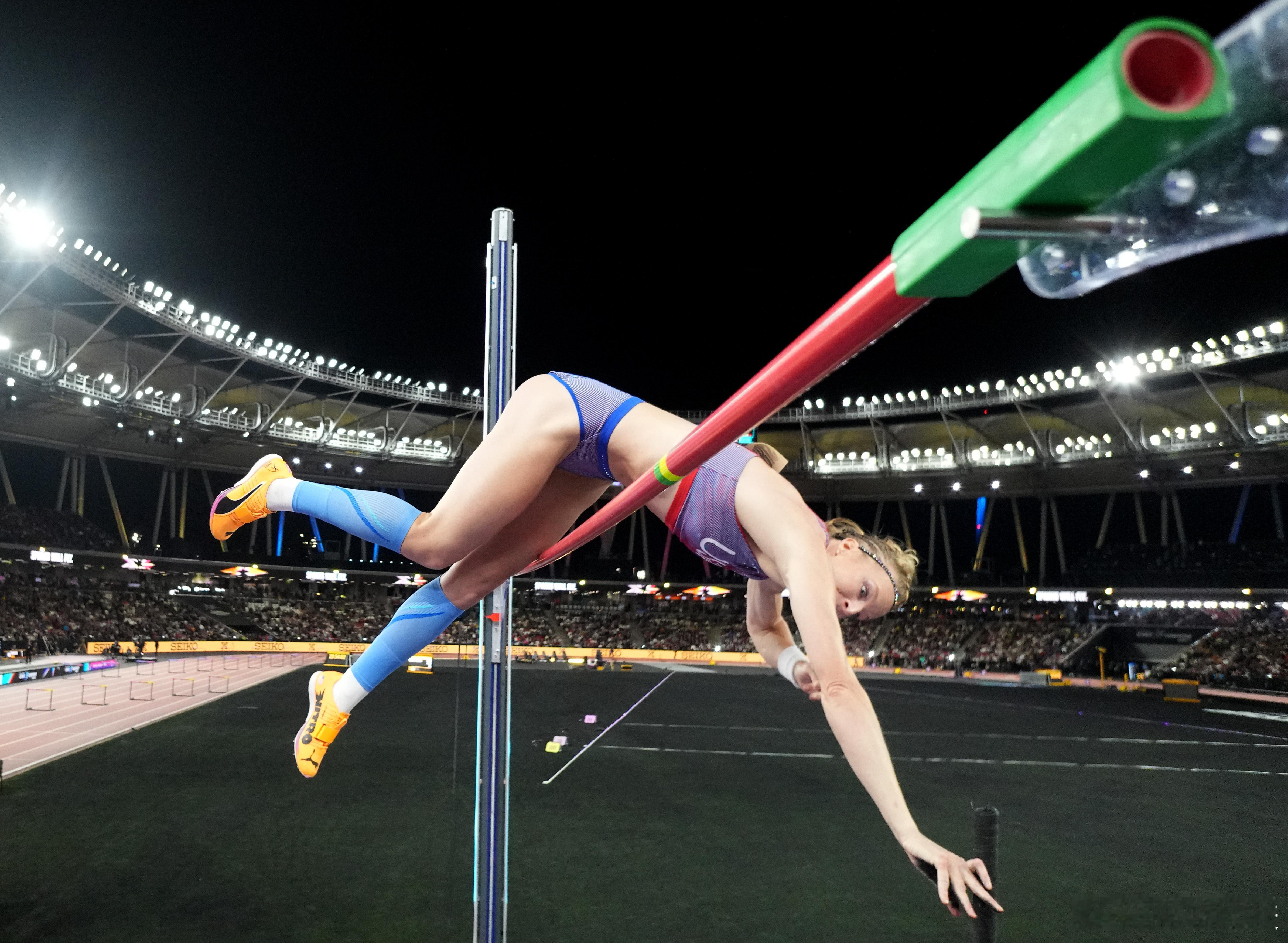 🥇终于圆梦更换了奖牌的颜色世界田径终极锦标赛 女子撑杆跳高决赛，奥运亚军、世锦