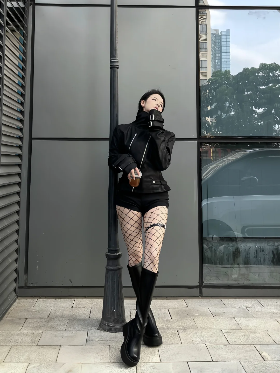 皮衣女特工