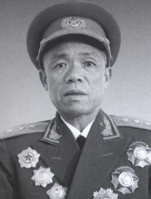 1986年韩先楚将军在生命最后时刻留下了四字遗言，众人听后无不感动落泪，这是什么