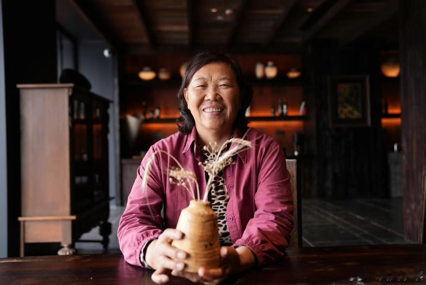 麦子阿姨说60多了想为自己活一把 真的很感慨！阿姨辛苦了大半辈子，如今终于要开启
