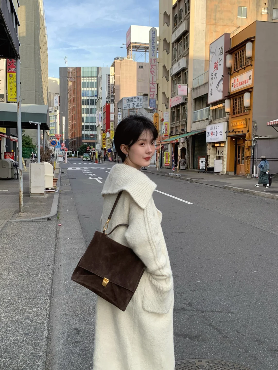 🇯🇵日本街头的短发女生+1