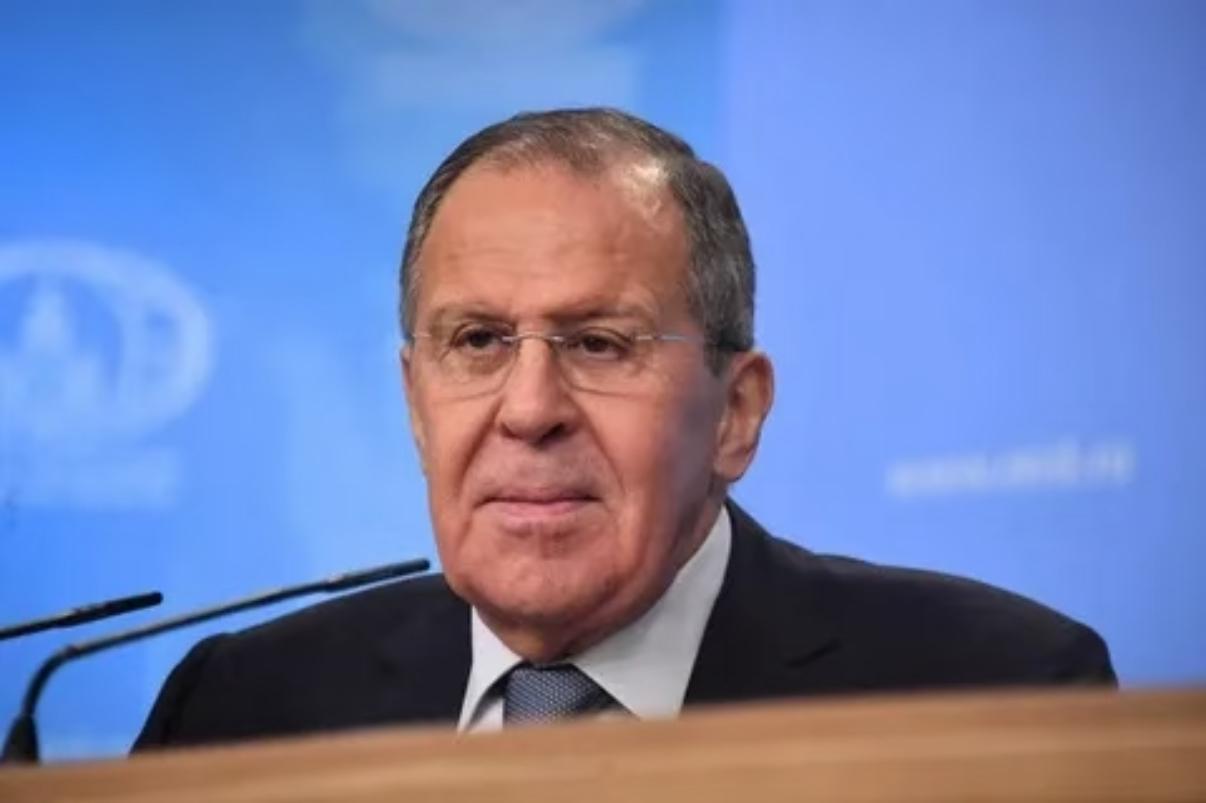 拉夫罗夫把一份正式请求递到联合国桌面上，很多人当场就明白这不是普通发言了。内容不